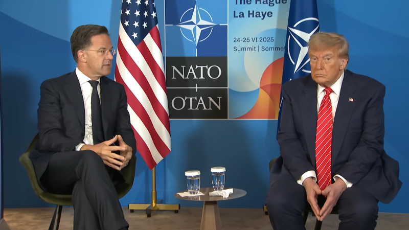Общественность в шоке: шутка Рютте о Трампе вызывает бурные обсуждения {city2}