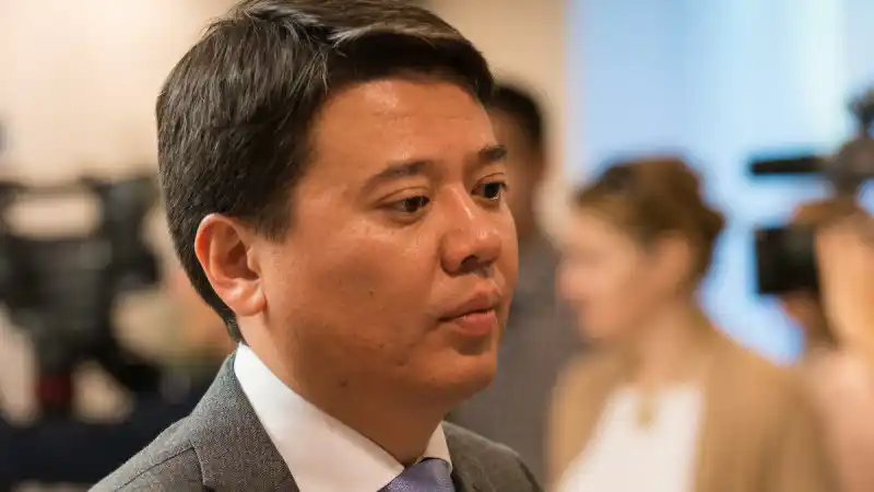 Казахстан на распутье: арест экс-министра и отсутствие депутатов ставят под сомнение стабильность власти