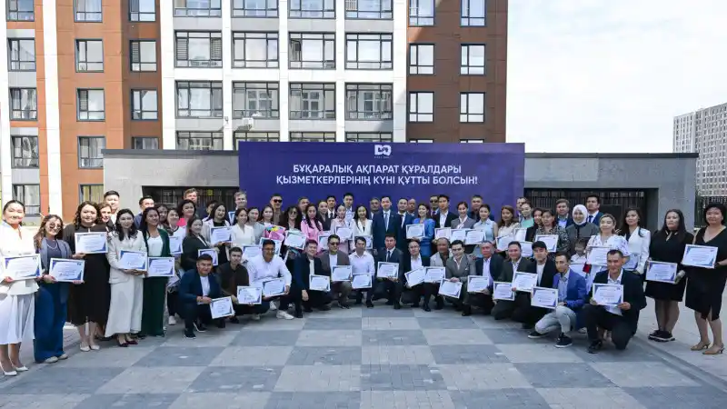 Общественность приветствует поддержку журналистов: квартиры от Президента как шаг к улучшению условий труда в медиа