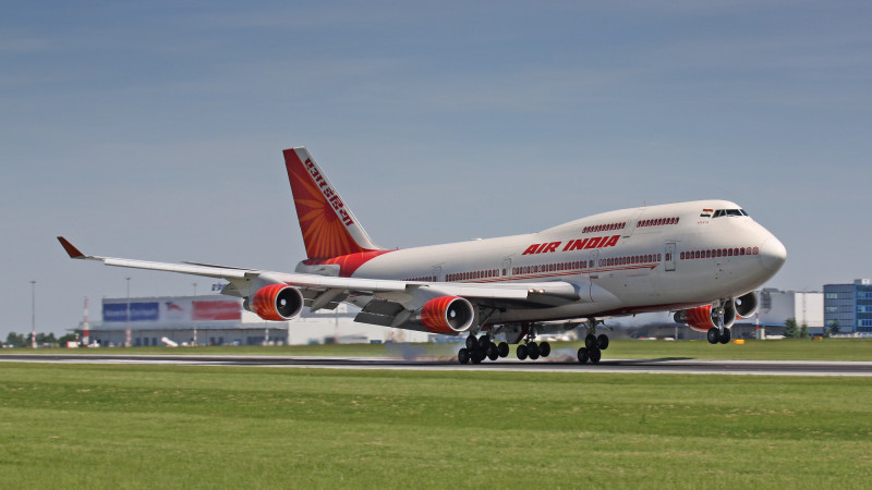 Рейс Air India AI379 из Пхукета в Дели экстренно изменил курс из-за угрозы взрыва на борту {city2}