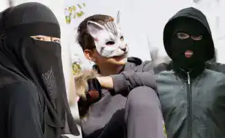 Казахстан вводит закон о ношении одежды, закрывающей лицо: что нужно знать о новых правилах в общественных местах