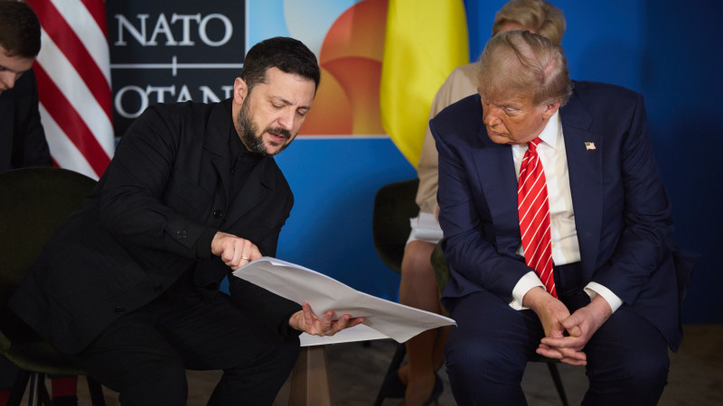 Гаага как арена: Трамп и Зеленский обсуждают стратегические шаги, способные изменить баланс сил в Европе {city2}