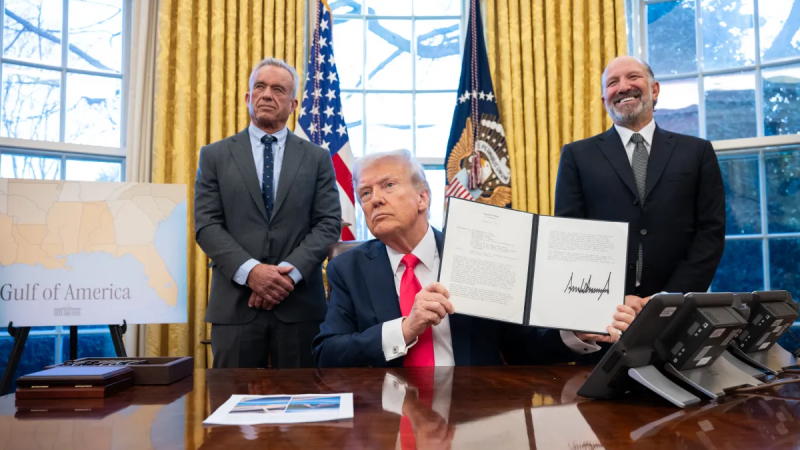 Санкции против Сирии отменены: Дональд Трамп подписал исторический указ {city2}