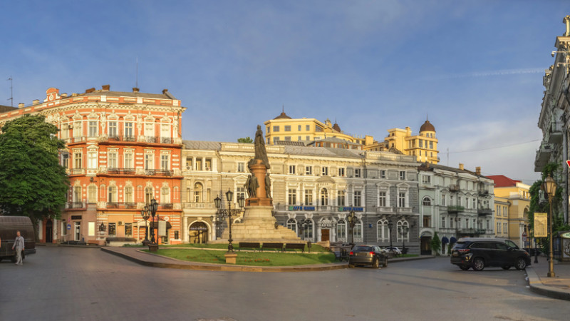 Тени над Одессой: как осень может принести новые штормы на украинском фронте {city2}