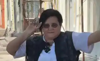 Ажар Сагандыкова танцует каражорга у музея Потанина в Павлодаре: яркое событие 2023 года