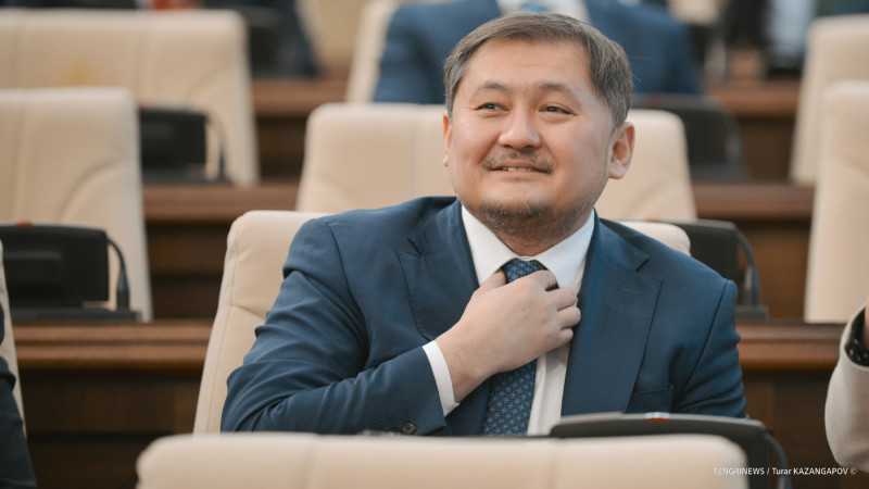 Министр образования Казахстана Саясат Нурбек: "Я сам ходил в шортах в университет" - обсуждение дресс-кода для студентов {city2}