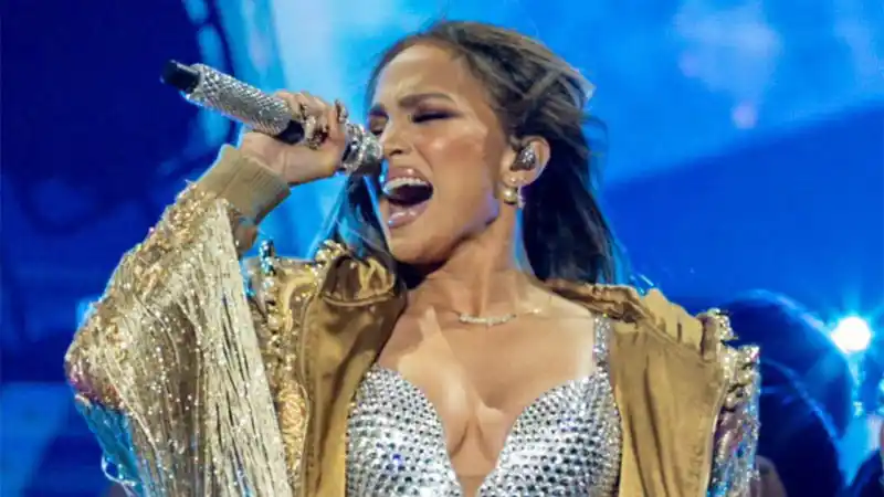 Концерт Джей Ло в Казахстане: как культурные события влияют на экономику и бюджет страны