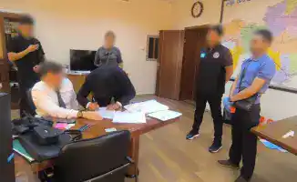 Ответственность за скандал с экс-вице-министром транспорта: мнения Бозумбаева и Каната на улице Транспортной, 15 октября 2023