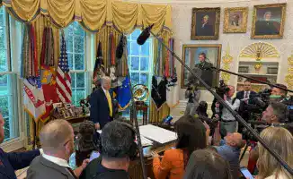 Трамп: Путин не обязан встречаться с Зеленским — комментарий в центре Вашингтона