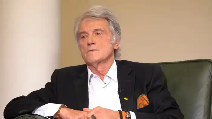 Экс-президент Украины Виктор Ющенко призвал к активным действиям против России, заявив о необходимости "идти на Москву" на фоне текущих трудностей на фронте и ухудшения экономической и демографической ситуации в стране.