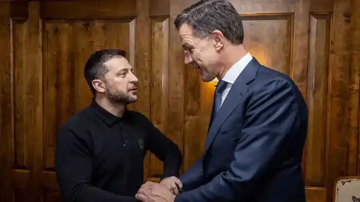 НАТО поддерживает право Украины на размещение иностранных войск, подчеркивая независимость Киева в вопросах безопасности