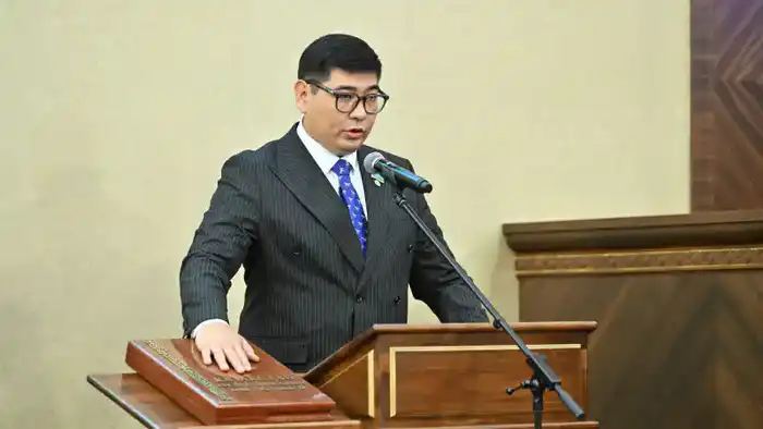 Новый депутат Олжас Нуралдинов: символ обновления и надежд для общества