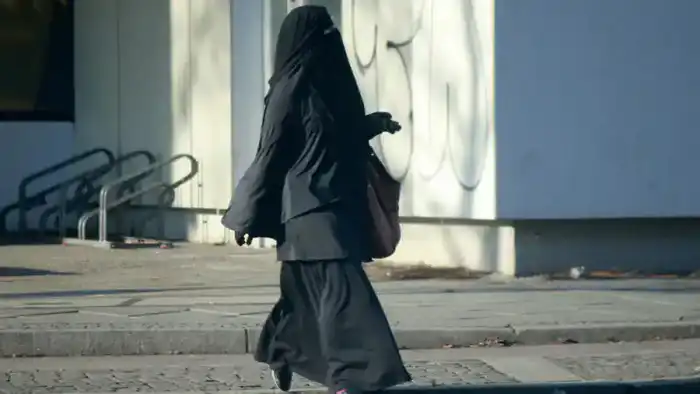 Лицо под запретом: Казахстанская полиция разъясняет новый закон