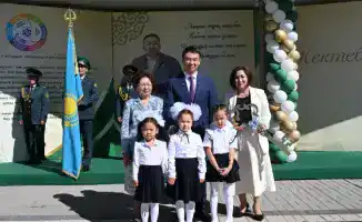 Аким Алматы отметил важность нового учебного года для будущего школьников, подчеркивая развитие образовательных возможностей в городе.