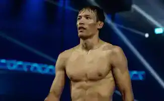 Казахстанский боец Саят Аватар Абдуали (9-0) стал новым чемпионом бойцовской лиги Octagon, одержав победу на 79-м номерном турнире организации.
