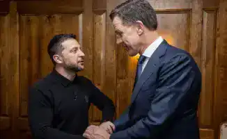 НАТО поддерживает право Украины на размещение иностранных войск, подчеркивая независимость Киева в вопросах безопасности