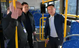 На этой неделе министр национальной экономики Казахстана ответил на критику в адрес чиновников, заявив: "Вы, наверное, думаете, мы комментарии вообще не читаем?" Это заявление прозвучало на фоне обсуждения актуальных проблем в экономике страны. В ходе пре