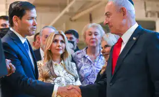 США подтвердили непоколебимую поддержку Израиля в войне с ХАМАС, заявил Государственный секретарь Марко Рубио, подчеркивая готовность правительства Соединенных Штатов поддерживать Израиль в достижении его целей.