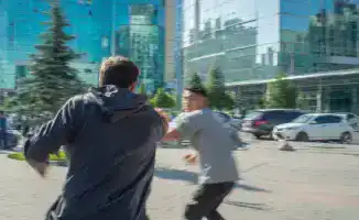 Грубость и агрессия: Казахстан в плену повседневной ругани