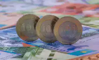 Токаев подчеркивает необходимость решительных мер для борьбы с инфляцией, которая негативно сказывается на доходах казахстанцев