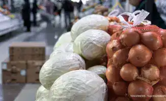 Бектенов требует контроля над ценами на продукты в стране