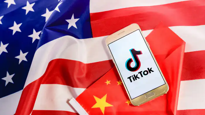 Трамп разрешает американцам контролировать TikTok: новый шаг к защите данных пользователей?