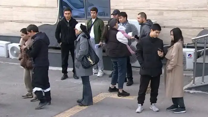 Казахстанцы в ловушке: более 300 соотечественников стали жертвами мошенников, обещавших работу на фермах в Англии