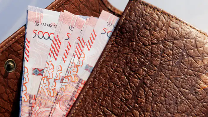 Минимальная заработная плата может быть повышена: комментарий Серика Жумангарина о предложении депутатов