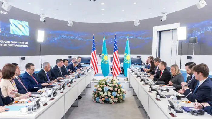 Встреча высокопоставленных представителей США и Казахстана: Трамп и Рубио обсуждают сотрудничество с премьером Олжасом Бектеновым