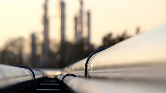 Евросоюз: Нефть и газ из России — прощай к 2028!