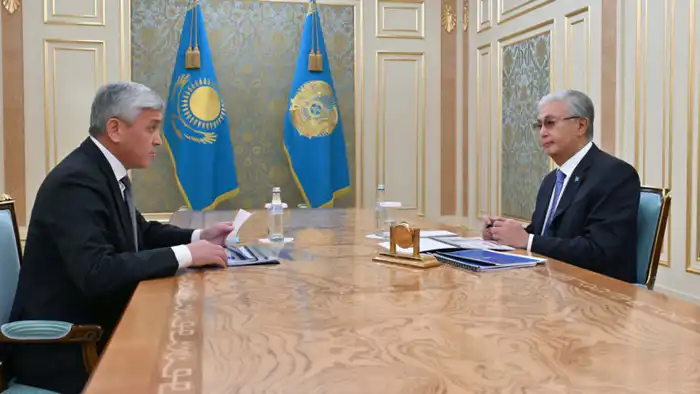 Президент Токаев встретился с акимом Карагандинской области Ермаганбетом Булекпаевым