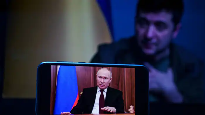Дипломатический прорыв: Украина и Россия на пороге мирного соглашения после признания линии фронта Зеленским