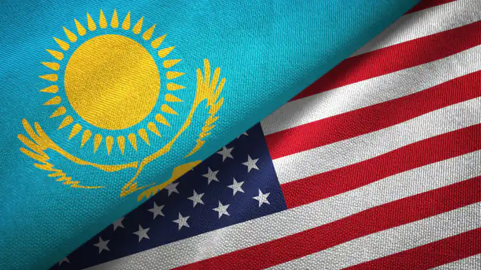 Шатдаун в США: Посольство в Казахстане приостановило публикации в соцсетях, отражая влияние федерального правительства на международные коммуникации