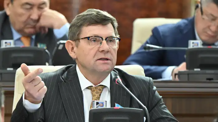 Депутат из Казахстана предупредил о рисках дипфейков для безопасности страны