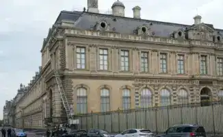 Дуров готов вернуть утраченные сокровища: спасение драгоценностей Лувра как символ возрождения Франции