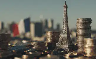 Финансовый кризис во Франции: рекордный долг в 310 миллиардов евро угрожает экономической стабильности страны