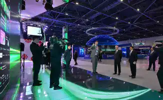 AI-ассистент и бесплатный ChatGPT от Freedom Bank на выставке Digital Bridge для Президента Казахстана