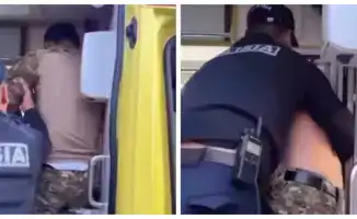 В Атырау полицейский в гражданском устроил 'парад безумия' в машине скорой помощи