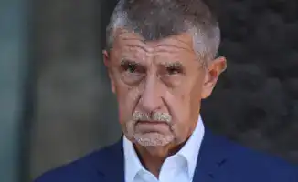 Новый лидер Чехии пообещал прекратить финансовую помощь Украине. В случае формирования нового правительства с участием партии ANO, Чехия не будет больше финансировать закупку оружия для Украины. Это заявление стало значимым шагом в контексте текущей полит