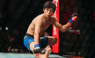 Неожиданный исход боя Азата Максума на UFC 321 в Абу-Даби