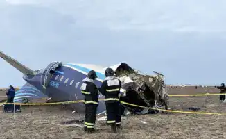 Путин и Алиев обсуждают крушение самолёта AZAL близ Актау