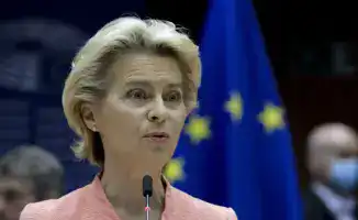 Урсула фон дер Ляйен заявила о необходимости ответных мер Евросоюза на гибридную войну России, подчеркивая, что реакция должна выходить за рамки традиционной обороны.