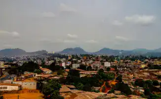 Социальные последствия восьмого срока правления Поля Бийя: стабильность или застой в Камеруне?