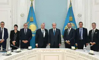 Президент Токаев встретился с депутатами Швейцарии для укрепления двусторонних отношений