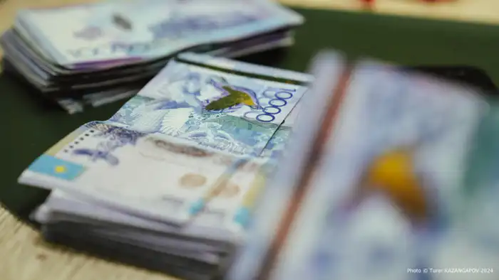 Депутат Мажилиса Нурлан Ауесбаев предложил увеличить пособия для людей с инвалидностью в Казахстане