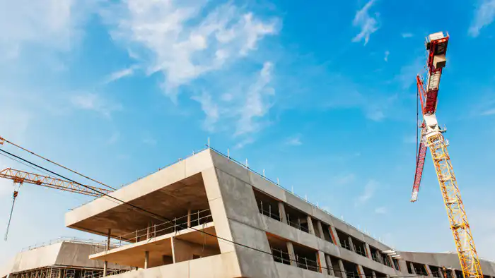 В Казахстане предложили ввести уголовную ответственность за нарушения строительных норм: депутат Аймагамбетов выступает за жесткие меры