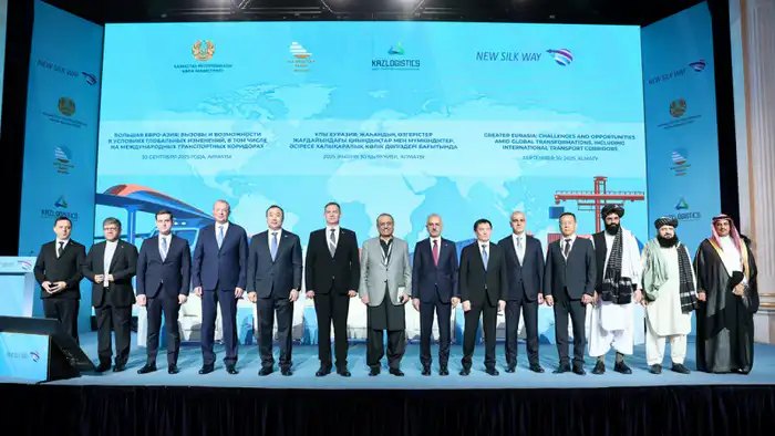Международный транспортно-логистический бизнес-форум 'New Silk Way' в Алматы: ключевые инициативы Казахстана в сфере транспорта