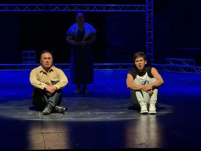 «Закон и порядок»: В Астане поставили социальную трагедию «Соңғы аялдама» (5)