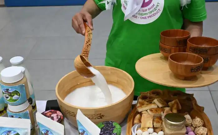 Жительница Жетісу производит мороженое из саумала