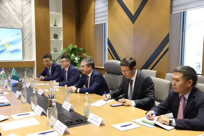 Кузница сотрудничества: Ерсайын Нагаспаев и министр Узбекистана обсудили будущее горнодобывающей отрасли
